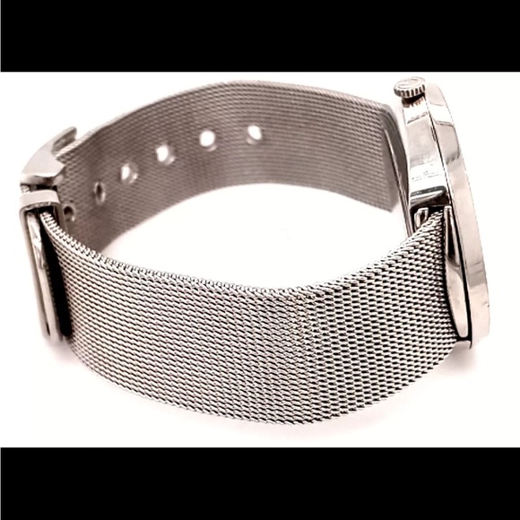 GUCCI Stainless Steel 35mm U-Play Mesh Quartz Watch Silver #88 new battery